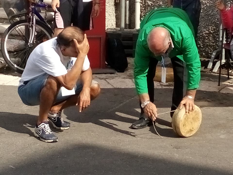 lancio del formaggio